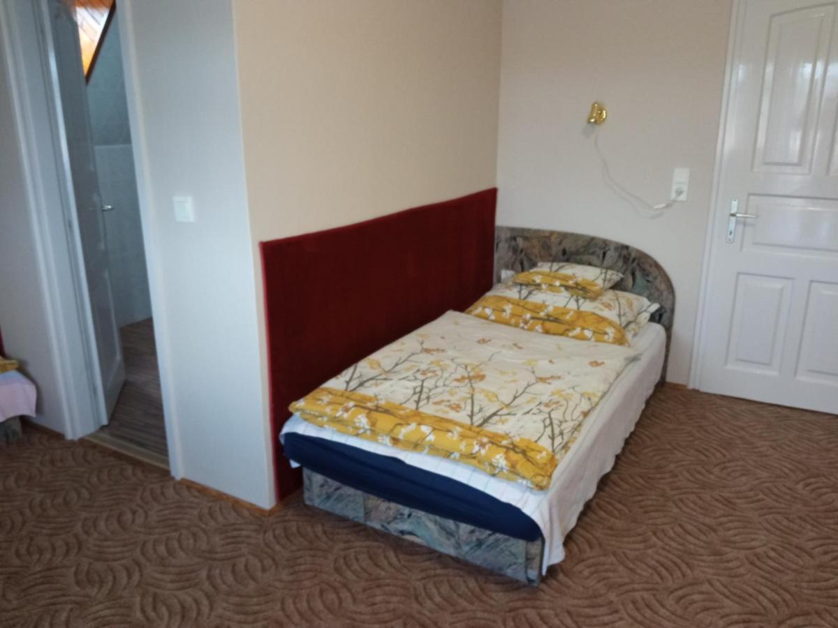 Holiday Apartmanház Zalakaros Dış mekan fotoğraf